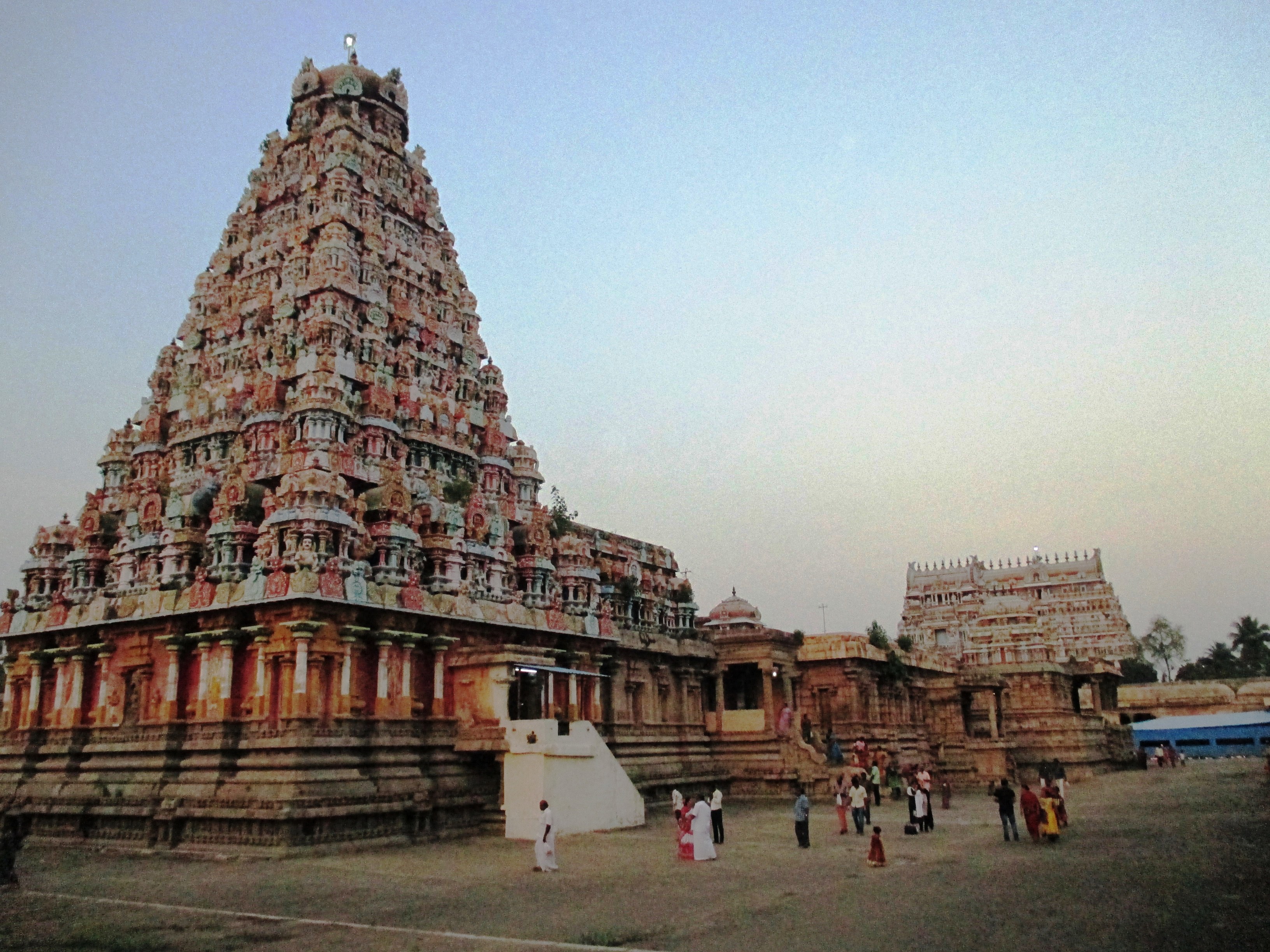 Sharabeshwarar kovil